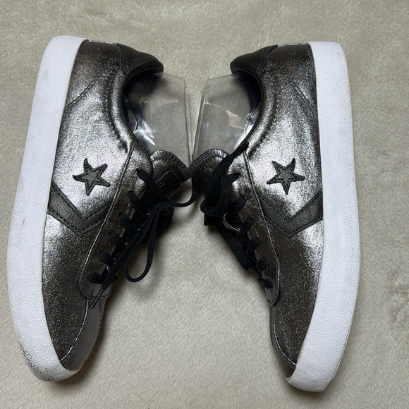Converse Womens Metallic Silver Star Player Low Top Sneakers Black Logo Size 7.5 - Picture 5 of 11